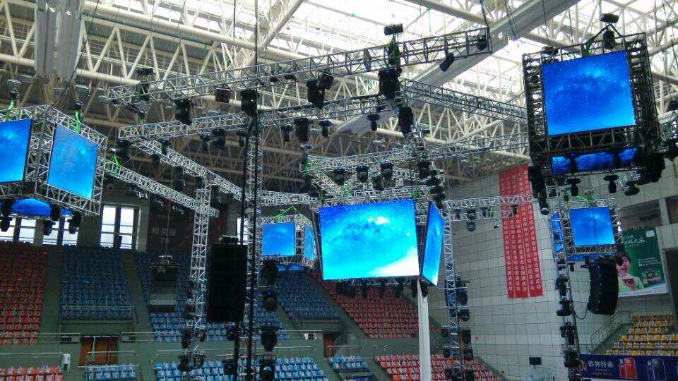 �Ͼ���������