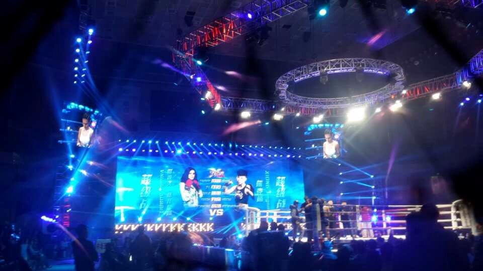 �Ͼ������������